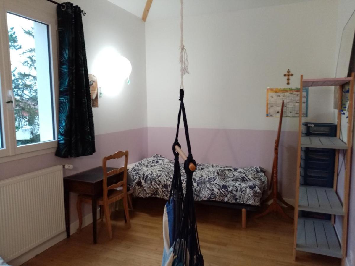 Belle Maison, Beau Quartier, Piscine, Proche Centre, 5 *