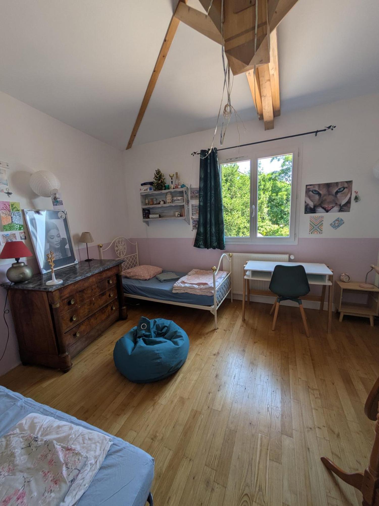 Belle Maison, Beau Quartier, Piscine, Proche Centre, 5 Villa *